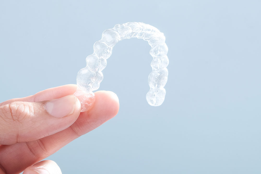 6 Benefits of Clear Aligners to Straighten Teeth